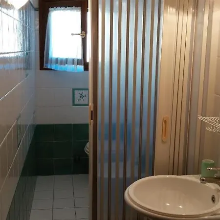 Su Due Piani Nel Centro Storico Di Appartamento Alghero